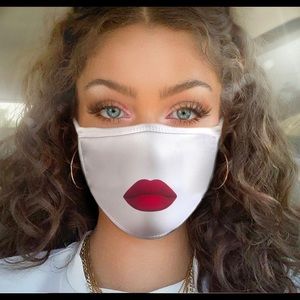 No makeup no lipstick no problem red lips mask